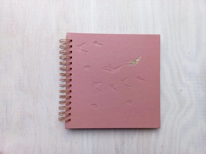 fotoalbum vlaštovky růžové