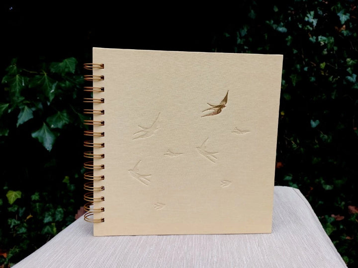 fotoalbum vlaštovky béžové