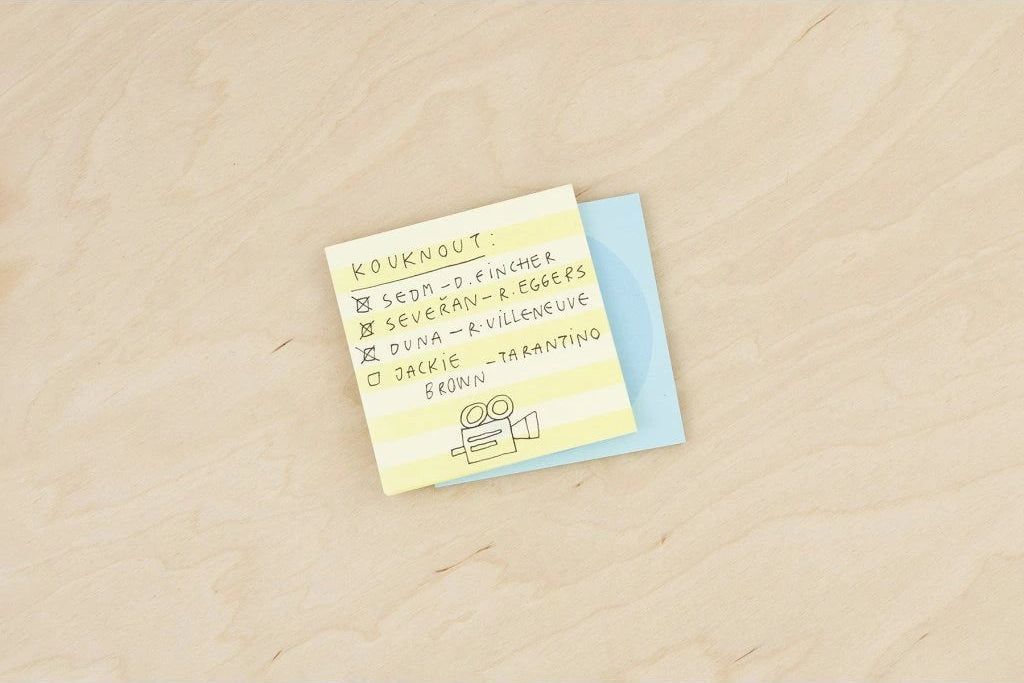 samolepicí bloček (různé barvy)