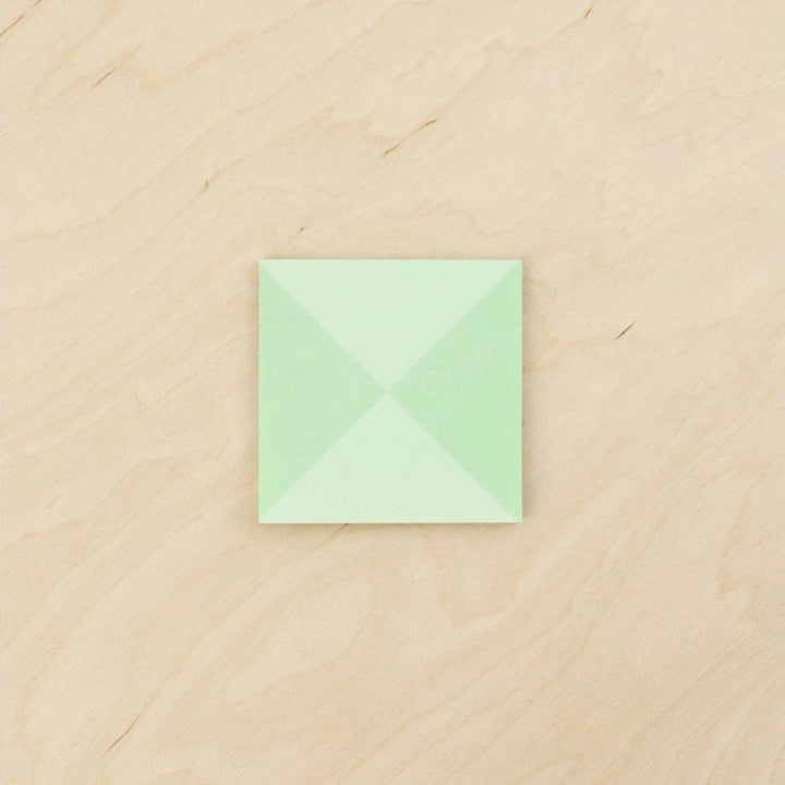 samolepicí bloček (různé barvy)