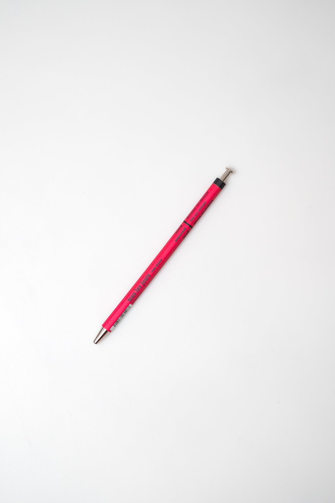 dřevěná propiska ~ days (různé barvy)