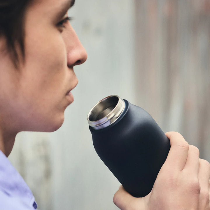 kinto water tumbler 550 ml (různé barvy)